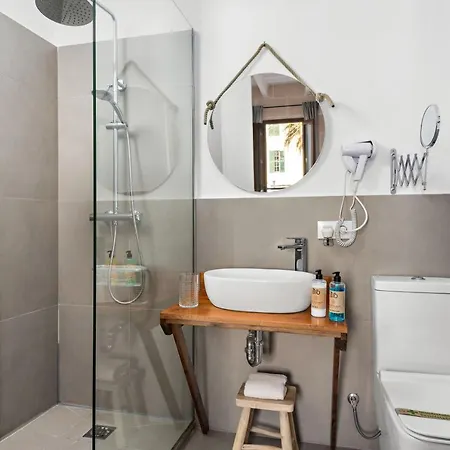 Boutique Ses 5 Claus Hotel