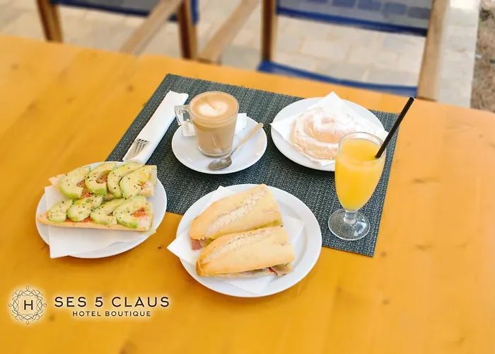 Boutique Ses 5 Claus 3* סיוטאדלה