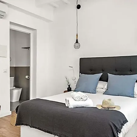 Boutique Ses 5 Claus Hotel