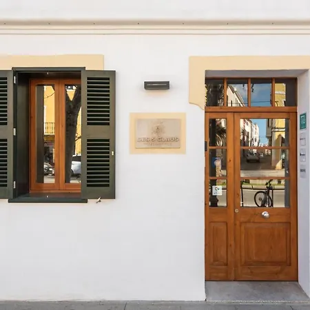 Boutique Ses 5 Claus Отель Сьюдадела